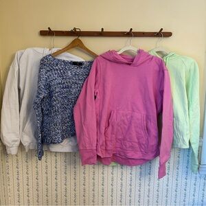 BUNDLE OF 4 Assorted Sweatshirts/Sweaters